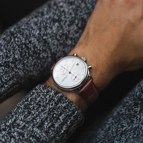 Vintage 1844 Chronograph Men's Watch: Stylish Stainless Steel Analog Timepiece in Steel/White - Image 6