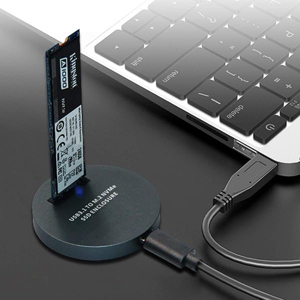 Cablecc USB 3.1 USB-C to NVME M-Key M.2 NGFF SSD External Adapter Vertical Black Color - Image 6