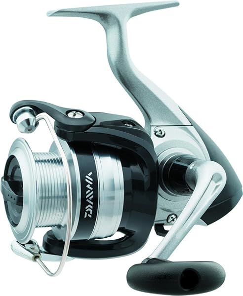 Daiwa Strikeforce-B SF1000: 4.9:1 Gear Ratio Ultra Light Fishing Reel in Silver