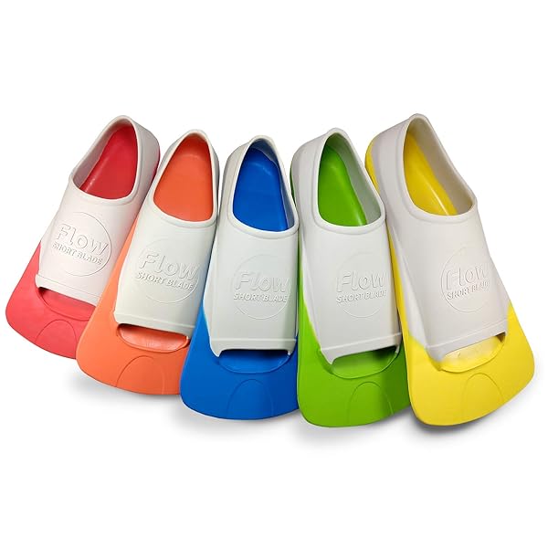 Flow Premium Rubber Short Blade Fins for Swim and Lap Training Youth Sizes for Kids Young Men and Women Aqua - Image 3
