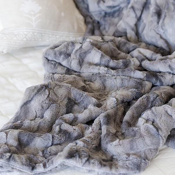 "GRACED SOFT LUXURIES Oversized Faux Fur Throw Blanket - Cozy, Elegant Living Room Decor (XL 60"x80", Marbled Gray)" - Image 5