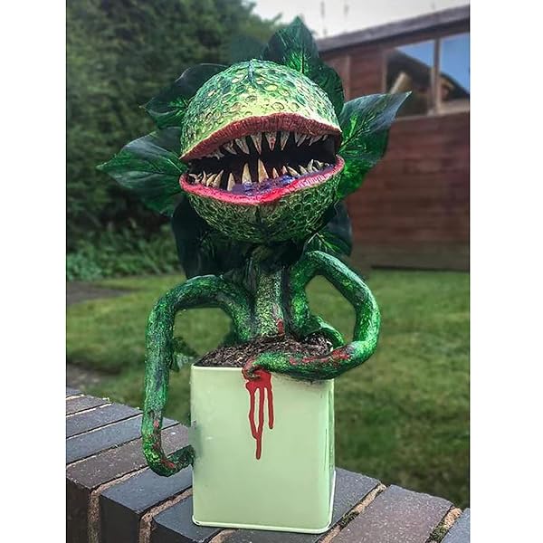 HIPLAYGIRL Piranha Resin Sculpture - 5.91 Inch Halloween Horror Garden Statue for Indoor & Outdoor Decor - Image 3