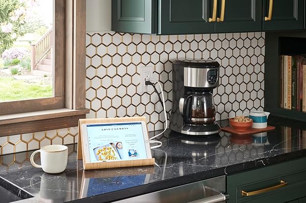 Leviton GUSB1-W SmartlockPro GFCI Outlet: 15A USB Charger for Smartphones & Tablets - White - Image 7