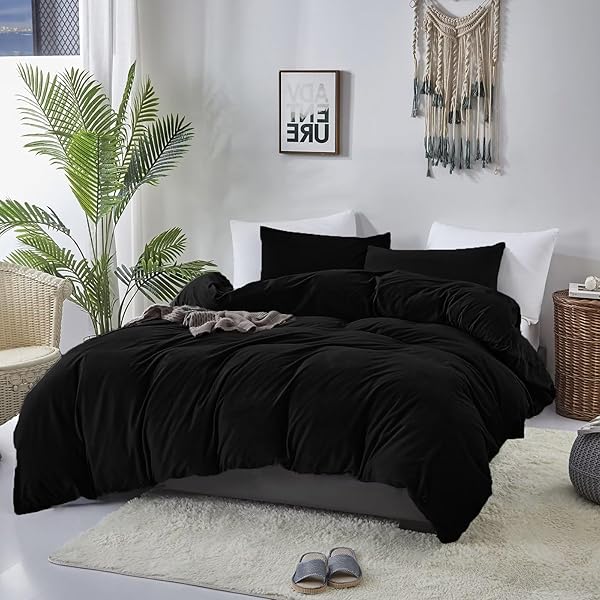 Luxlovery Black Velvet King Comforter Set Plush Fluffy Bedding Minimalist Dark Color Modern Winter Warm Flannel Quilt for King Bed - Image 4