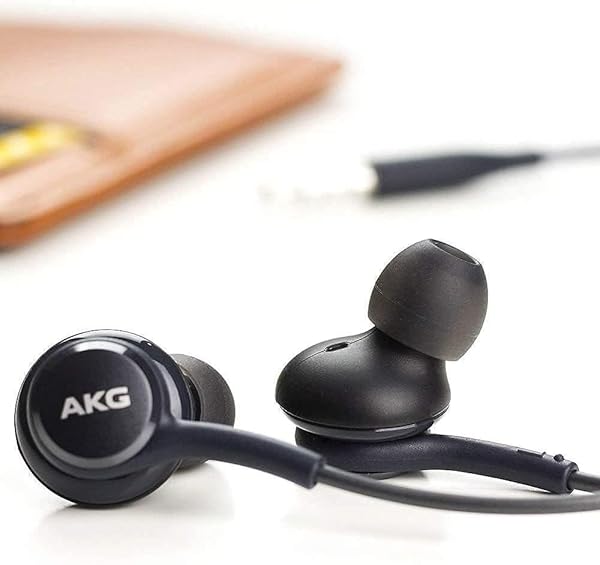 SAMSUNG AKG USB Type C Wired Earbuds - Noise Isolating, Deep Bass, with Remote & Microphone - Black Velvet Pouch Included - Image 7