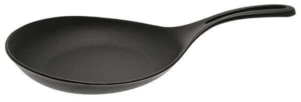 Iwachu Medium Iron Omelette Pan: Perfect for Fluffy Omelettes & Durable Cooking