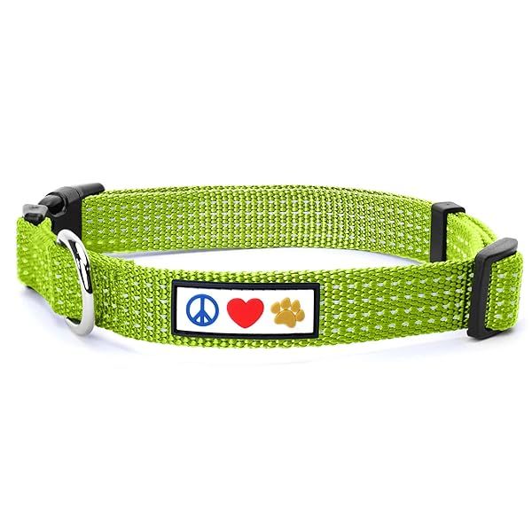 Pawtitas Reflective Adjustable Dog Collar for Medium Dogs Green Puppy Collar Durable and Safe