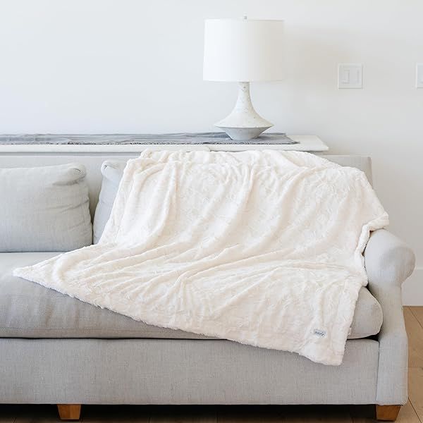 "GRACED SOFT LUXURIES Ivory Faux Fur Throw Blanket - Cozy, Elegant & Perfect for Home, Travel & Living Room (50" x 60")"