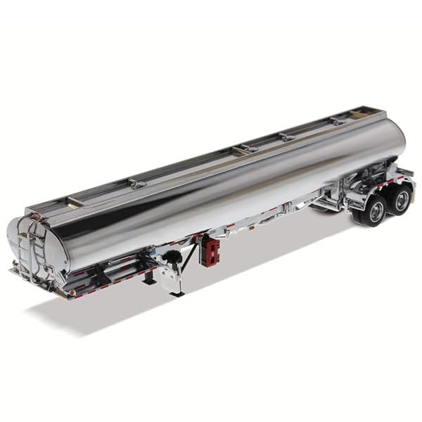 Diecast Masters 1:50 Scale Heil FD 9300 DT C4 Petroleum Chrome Trailer 91034 for Collectors and Enthusiasts