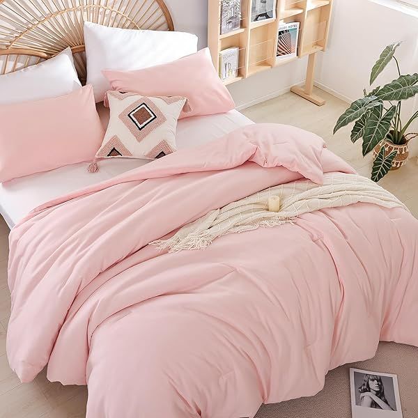 Weigelia Queen Size Pink Comforter Set Modern Bedding Soft Lightweight Microfiber All Season for Girls and Women with Pillowcases